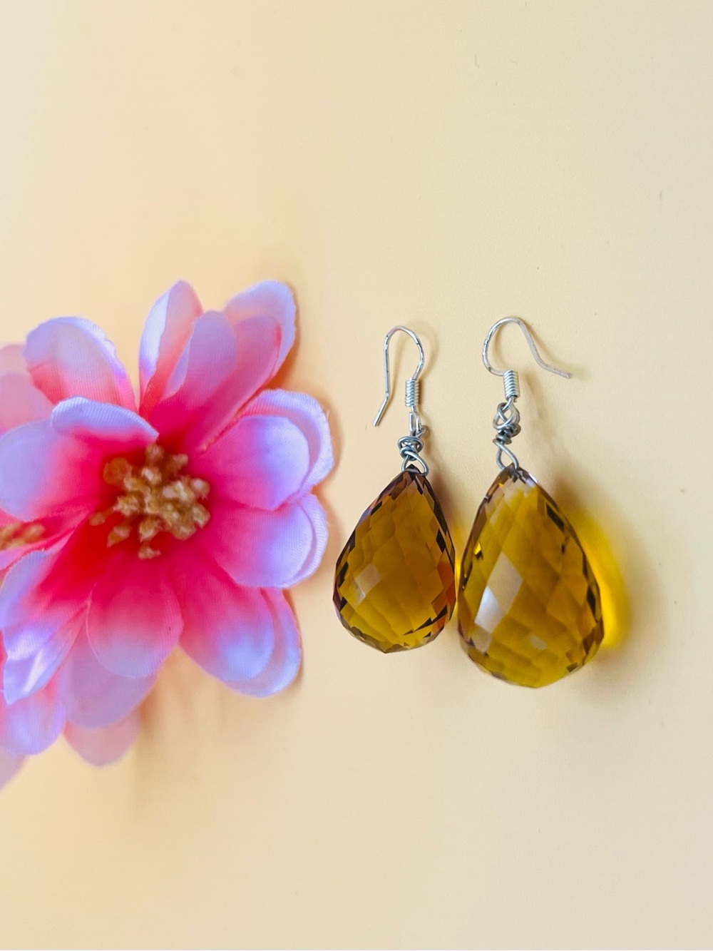 Silver .925 Amber Teardrop crystal Earrings
